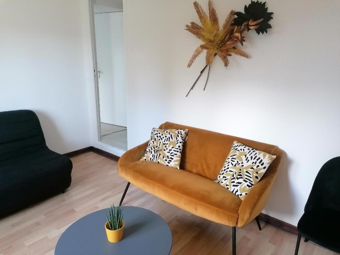 Studio "Douceur Angevine" Hotel Saint-Jean-des-Mauvrets Luaran gambar