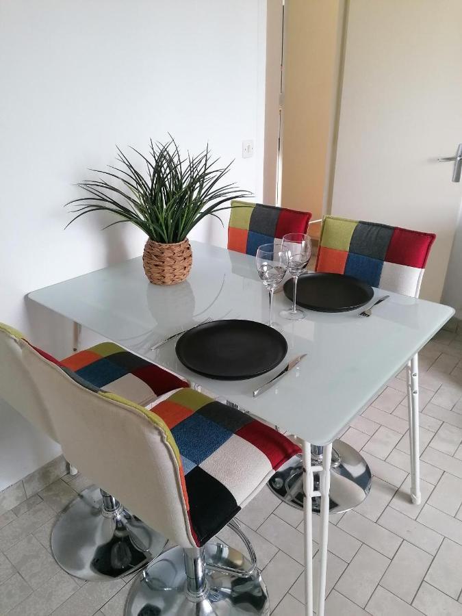 Studio "Douceur Angevine" Hotel Saint-Jean-des-Mauvrets Luaran gambar